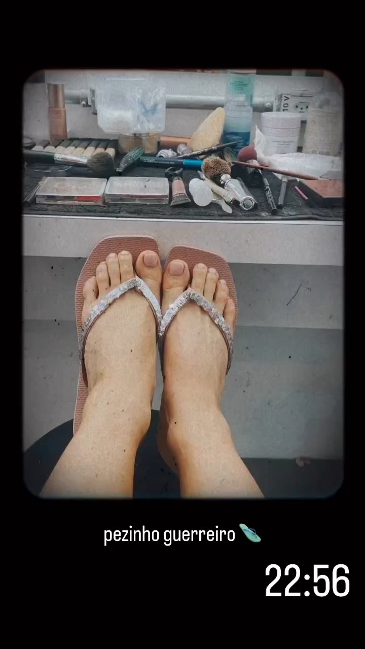 Sabrina Sato Feet